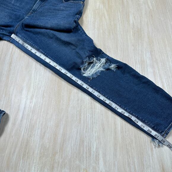 American Eagle Curvy Mom Jeans Distressed Ripped Knees Raw Hem Stretch Blue 8 - Picture 6 of 15